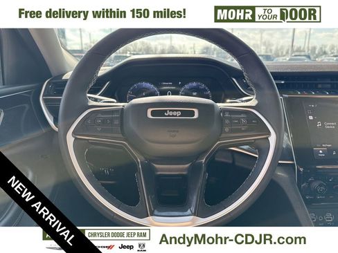 Used 2023 Jeep Grand Cherokee L Laredo w/ Luxury Tech Group I image 12