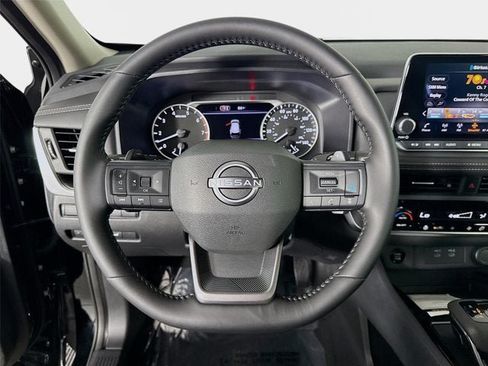 Certified 2026 Nissan Rogue SV w/ Cold Weather Package FWD image 12