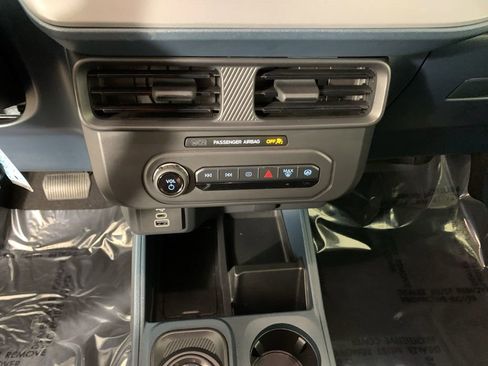 Used 2025 Ford Maverick XL w/ Equipment Group 101A AWD/4WD image 24