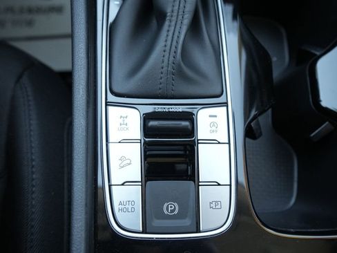 Certified 2023 Hyundai Tucson SE image 30