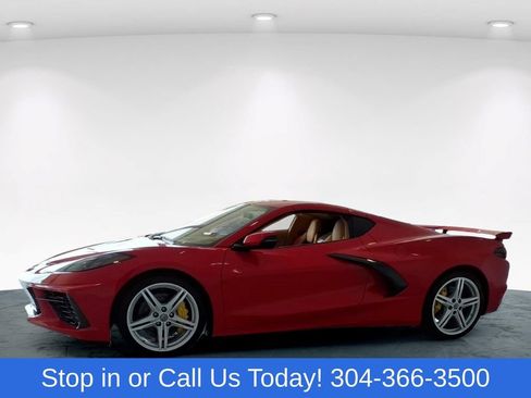 Used 2025 Chevrolet Corvette Stingray Premium Cpe w/ Z51 Performance Package RWD image 8