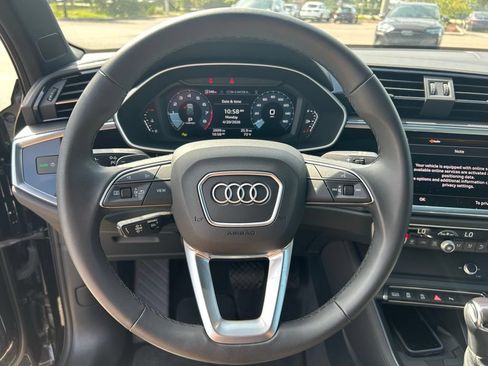 Used 2025 Audi Q3 2.0T Premium w/ Convenience Package AWD/4WD image 22