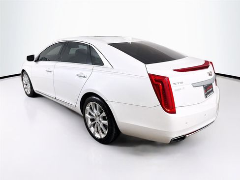 Used 2016 Cadillac XTS Luxury w/ Driver Awareness Package image 5