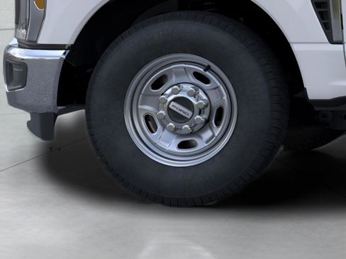 New 2025 Ford F250 XL w/ XL Chrome Package RWD image 57