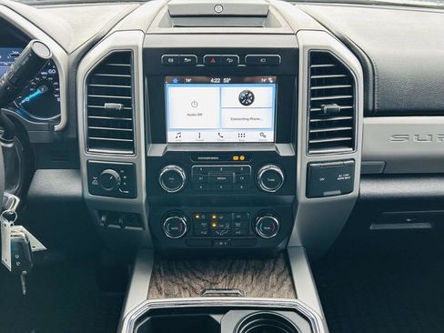 Used 2019 Ford F250 Lariat w/ Chrome Package AWD/4WD image 22