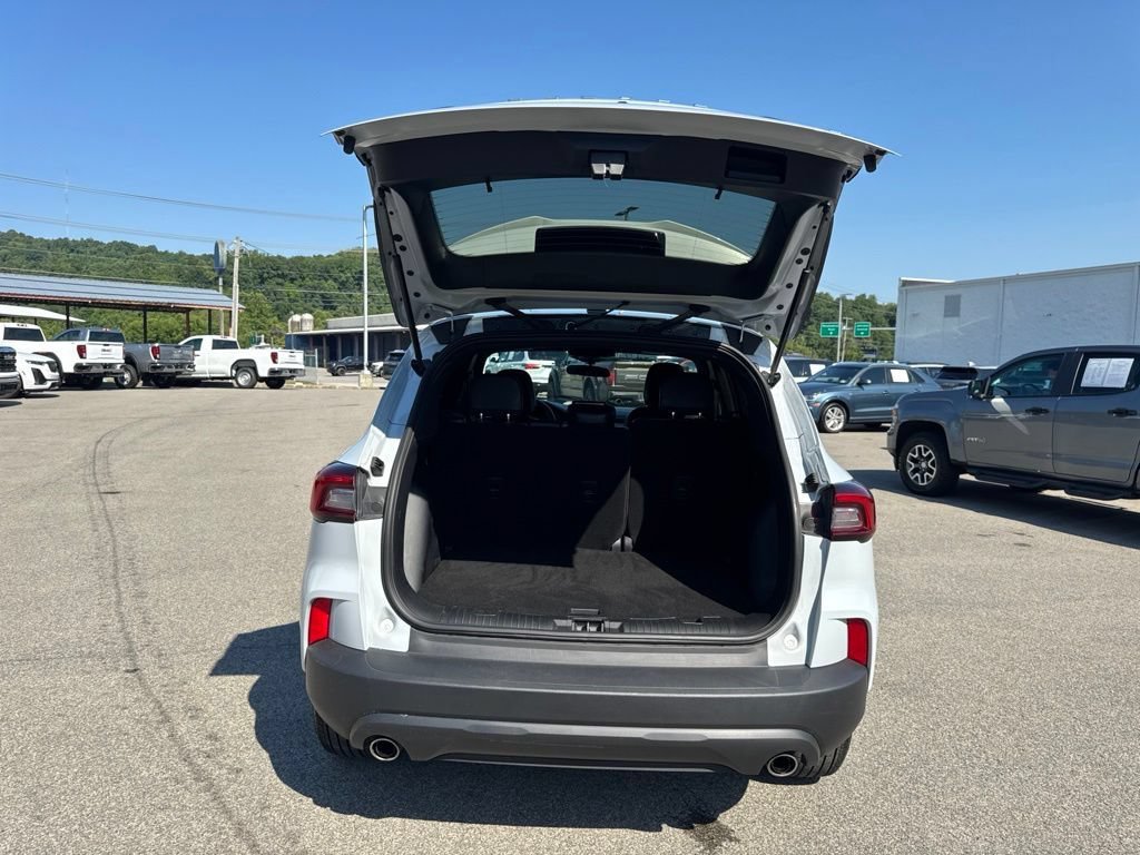 Used 2026 Ford Escape ST-Line AWD/4WD image 16