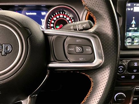 Used 2021 Jeep Gladiator Mojave image 23