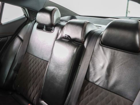 Used 2023 Nissan Maxima SR w/ Sport Mat Group FWD image 26