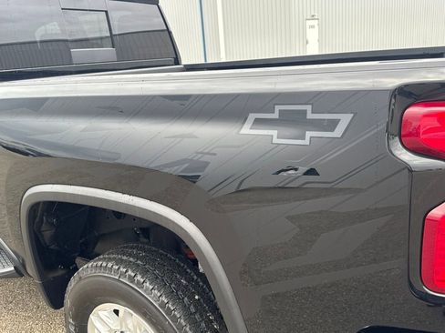 New 2026 Chevrolet Silverado 2500 LT w/ Safety Package AWD/4WD image 5