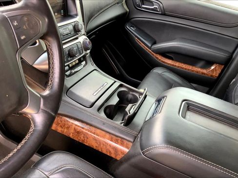 Used 2015 Chevrolet Suburban LTZ AWD/4WD image 14