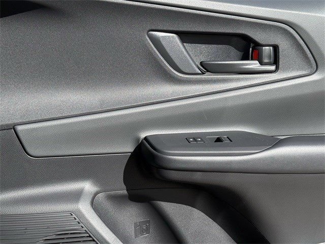 New 2026 Toyota Prius FWD image 26
