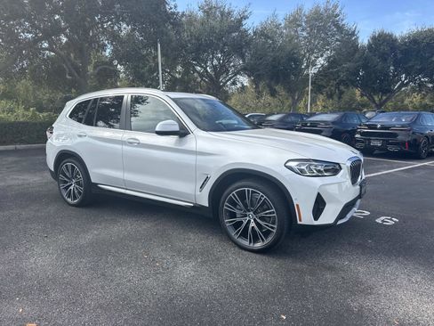 Used 2024 BMW X3 sDrive30i w/ Premium Package image 2