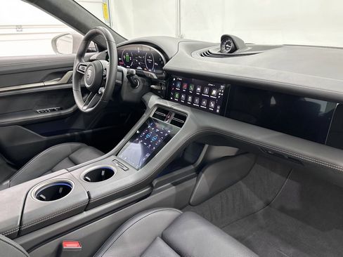 Certified 2025 Porsche Taycan Turbo image 23