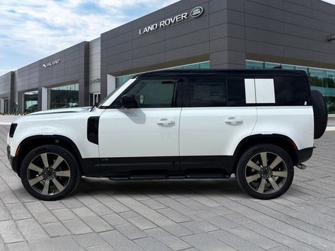 New 2026 Land Rover Defender 110 V8 AWD/4WD image 2