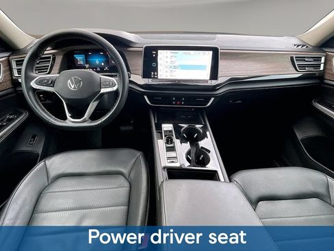Used 2025 Volkswagen Atlas SEL AWD/4WD image 10