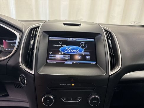 Used 2015 Ford Edge SEL w/ Equipment Group 201A AWD/4WD image 18
