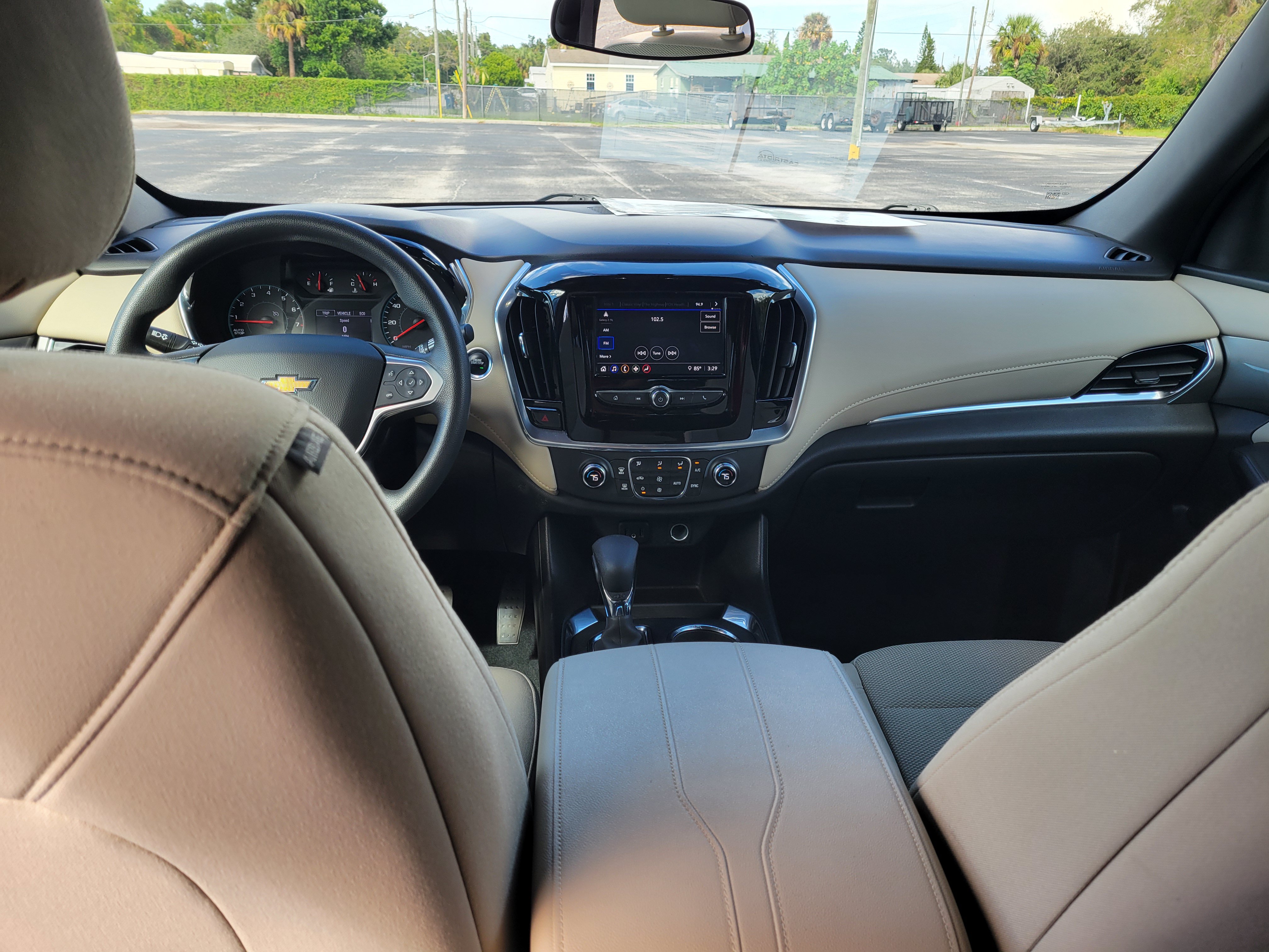 Certified 2023 Chevrolet Traverse LS FWD image 12