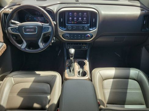 Used 2022 GMC Canyon Denali RWD image 14