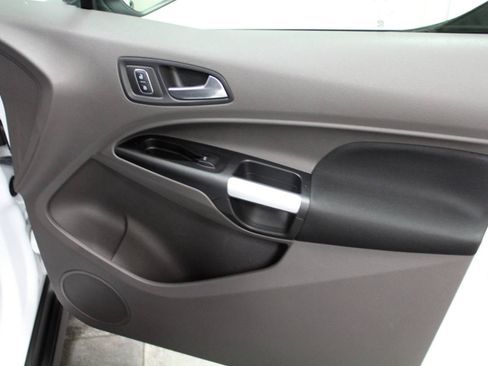 Used 2019 Ford Transit Connect XLT FWD image 22