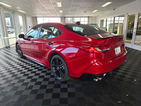 Used 2026 Toyota Camry Hybrid image 5