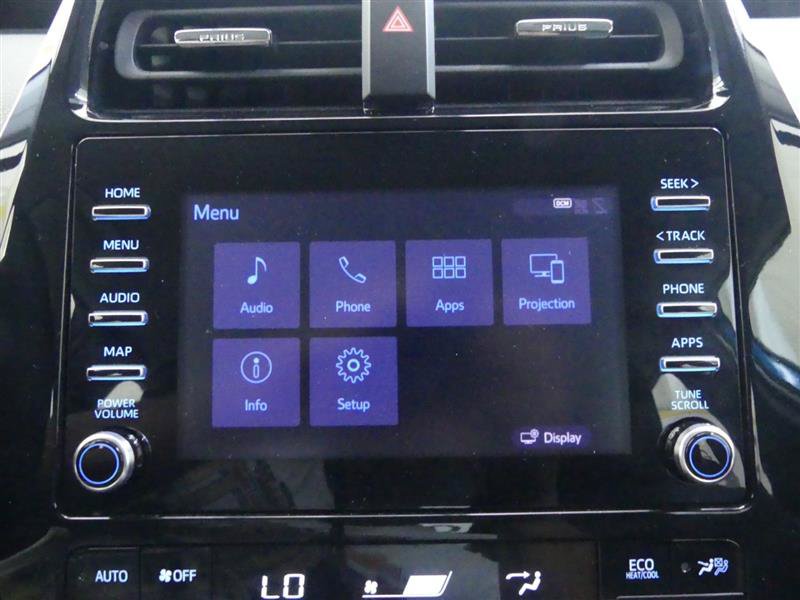 Used 2020 Toyota Prius LE AWD/4WD image 11