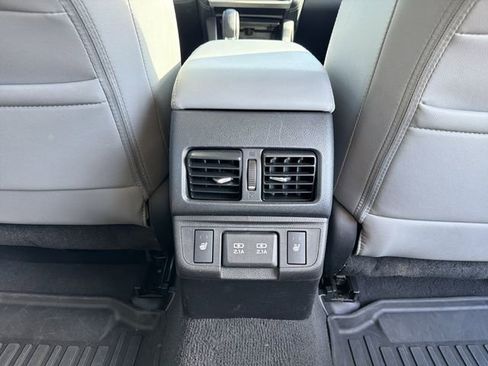 Used 2019 Subaru Outback 3.6R Limited image 23