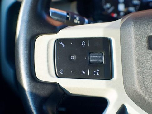 Used 2021 Land Rover Defender 90 S image 23