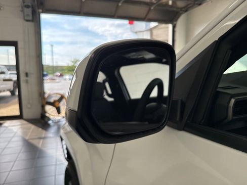 New 2025 Toyota Tacoma SR5 image 12