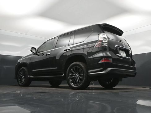 Certified 2023 Lexus GX 460 Premium w/ Accessory Package AWD/4WD image 40
