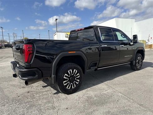 Used 2024 GMC Sierra 2500 Denali Ultimate image 4