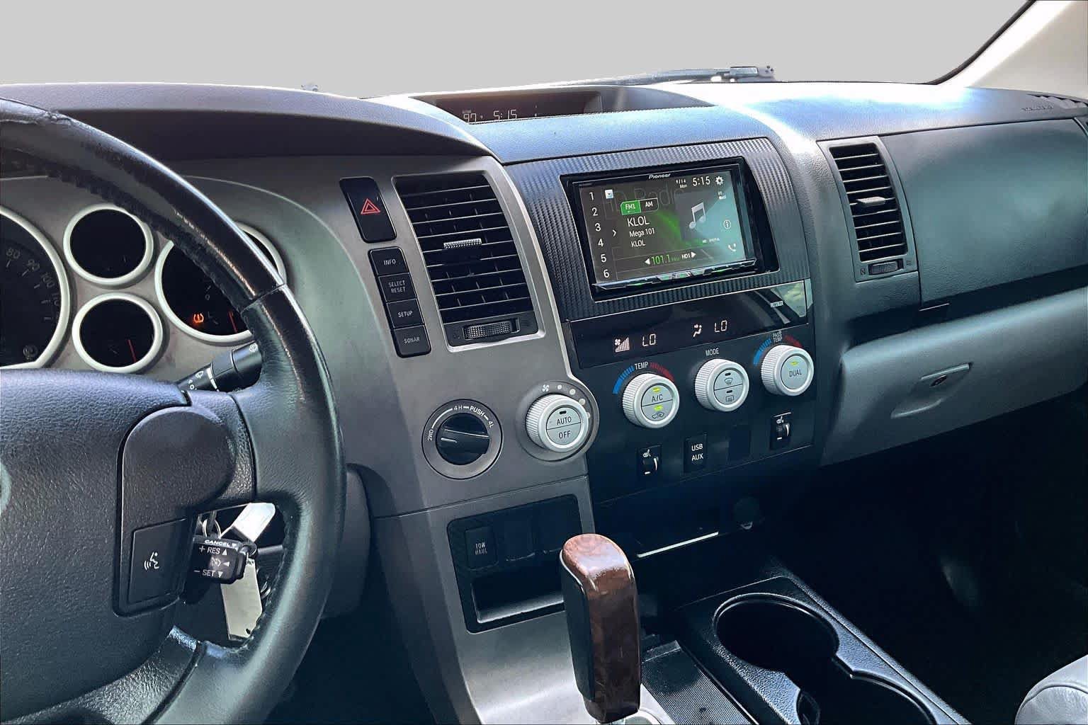 Used 2012 Toyota Tundra Limited w/ Memory Pkg AWD/4WD image 7