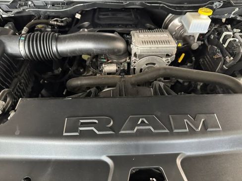 Used 2023 RAM 1500 Laramie AWD/4WD image 7