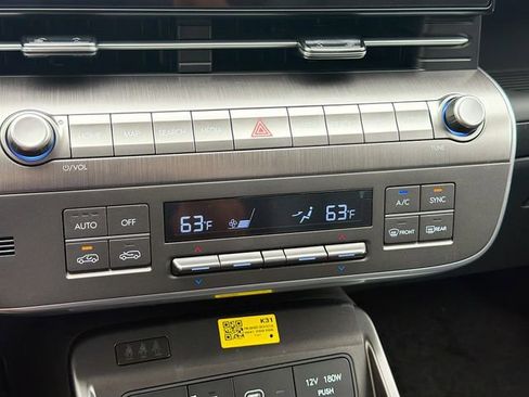New 2026 Hyundai Kona SEL Premium AWD/4WD image 15