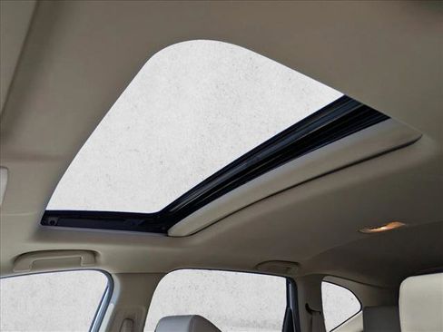 Used 2021 Honda CR-V Touring image 16