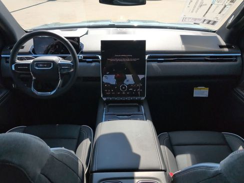 New 2026 GMC Sierra EV Elevation image 19