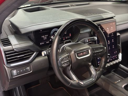 Used 2024 GMC Acadia AT4 w/ Super Cruise Package AWD/4WD image 20
