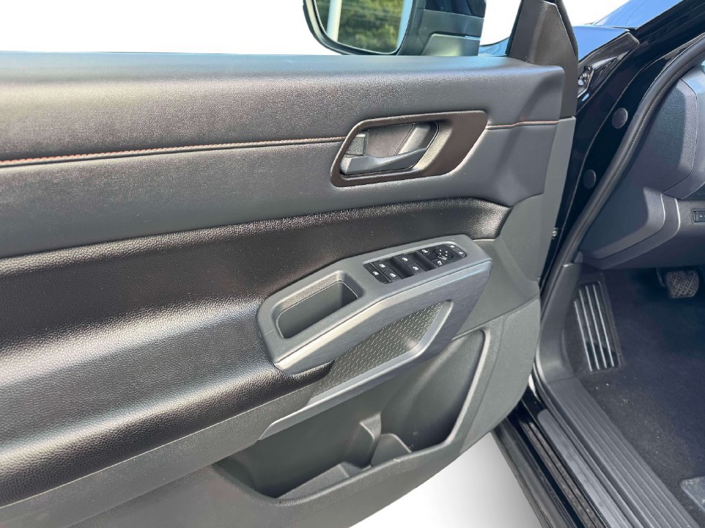 Used 2024 Nissan Pathfinder Rock Creek AWD/4WD image 18
