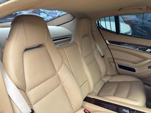 Used 2012 Porsche Panamera S image 33