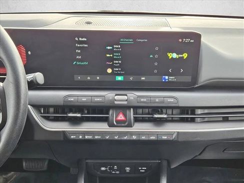Used 2025 Kia K4 FWD image 13