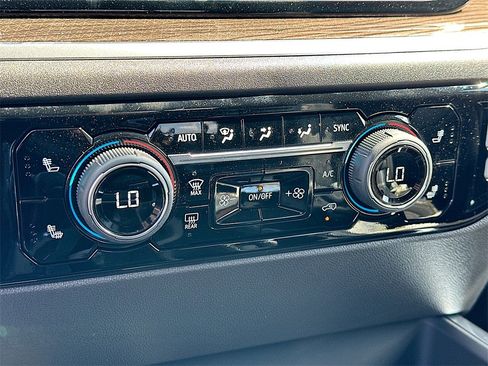 New 2025 Chevrolet Silverado 1500 LT Trail Boss w/ Convenience Package II image 11