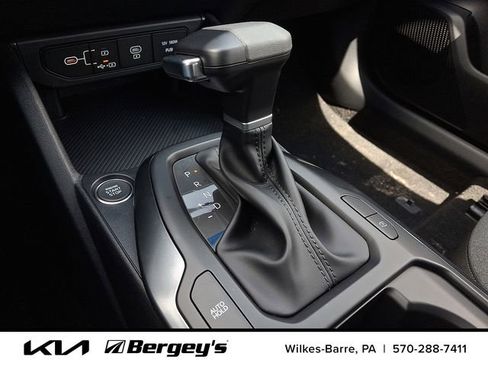 Certified 2025 Kia K4 FWD image 11