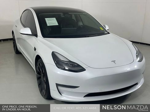 Used 2022 Tesla Model 3 Performance AWD/4WD image 3