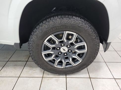 Used 2023 Chevrolet Colorado Z71 w/ Z71 Convenience Package 2 image 54