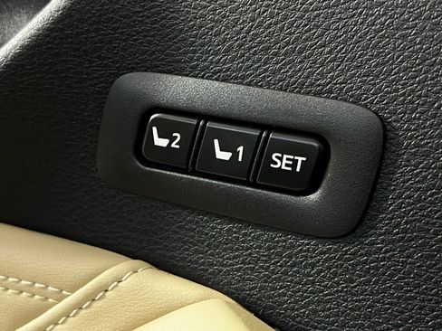 Certified 2020 Toyota Avalon Limited w/ Advanced Safety Package image 15