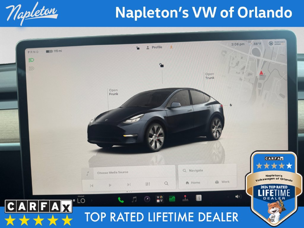Used 2024 Tesla Model Y Performance AWD/4WD image 16