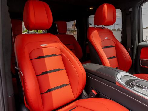 Used 2025 Mercedes-Benz G 63 AMG 4MATIC image 27