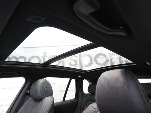 Used 2025 BMW X5 xDrive40i w/ M Sport Package AWD/4WD image 35