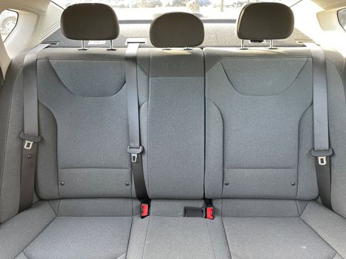 Used 2025 Kia K4 LXS image 40