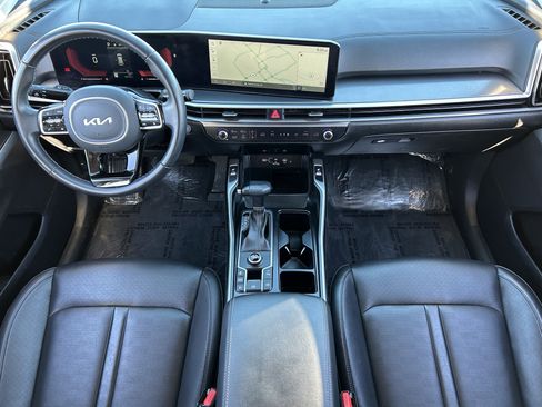 Certified 2024 Kia Sorento S image 14