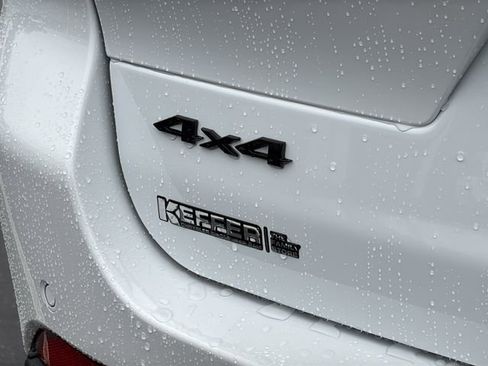 New 2026 Jeep Grand Cherokee L Limited w/ Limited Altitude Package image 13